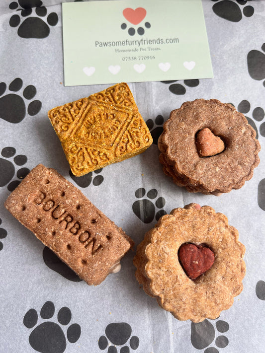 NOVLETY DOG BISCUIT - Pawsome jammie Dodgers/Custard Creams/Bourbons doggy biscuits